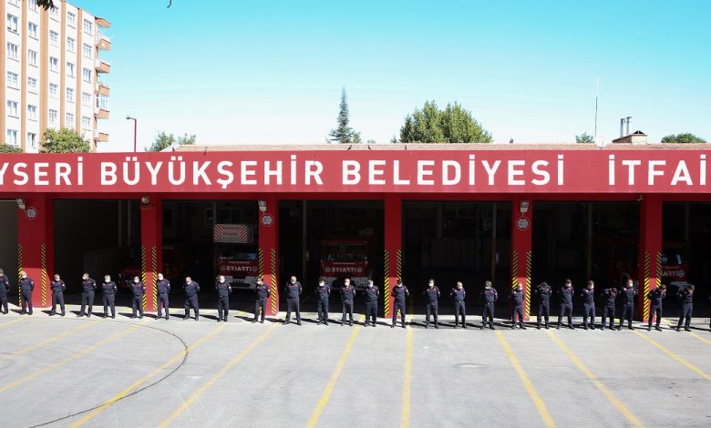 Memduh Büyükkılıç’tan Kayseri itfaiyesine övgü