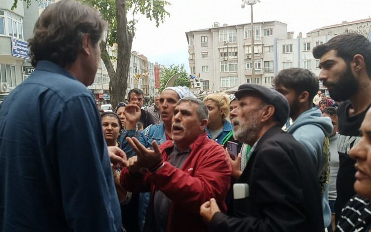 Edirne Keşan’da vatandaşlardan Emniyet önünde protesto