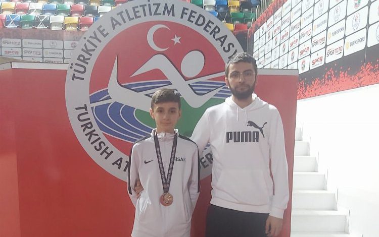 Nevşehirli sporcu Yağız Pala’dan Türkiye Şampiyonası’nda bronz madalya Nevşehirli sporcu Yağız Pala’dan Türkiye Şampiyonası’nda bronz madalya