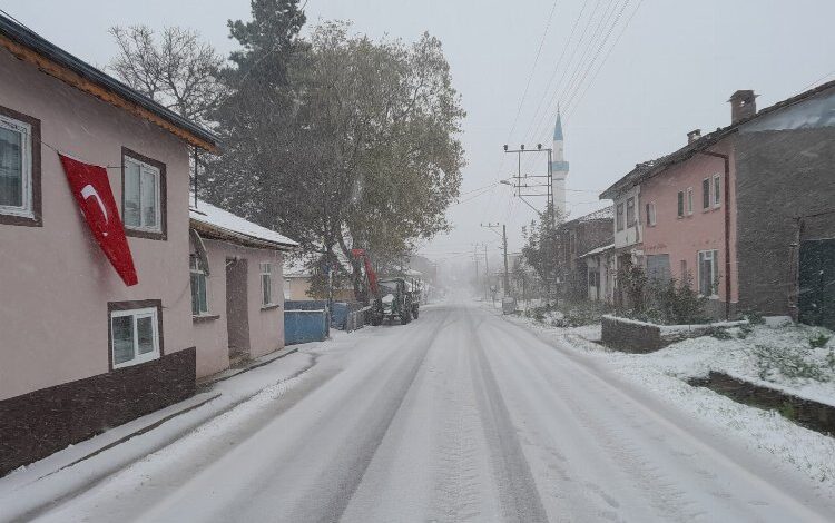 Bilecik ve ilçeleri beyaza büründü!