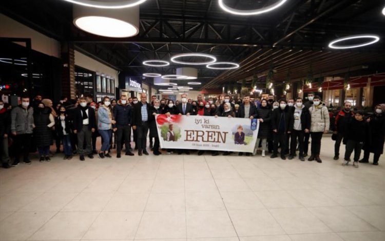 Bursa İnegöl “İyi Ki Varsın Eren” ile duygulandı