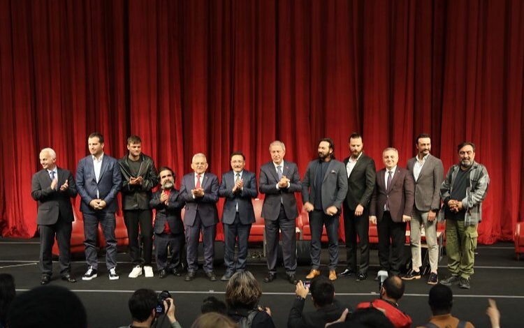 Milli Savunma Bakanı Akar’dan ERÜ’de konferans