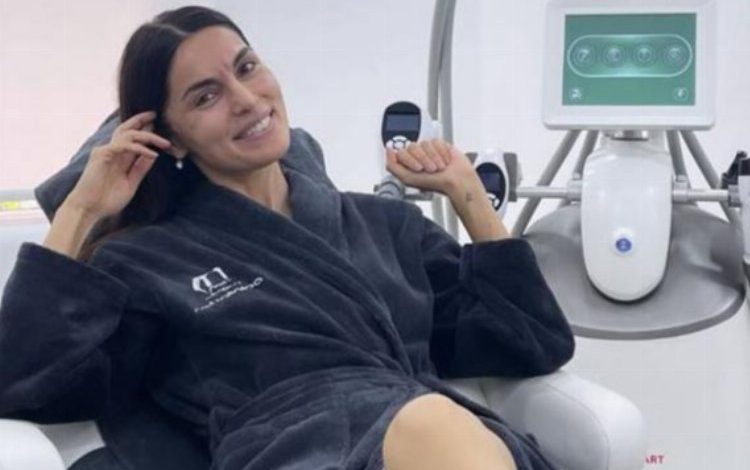 Podyumun kağıt bebekleri daha göz alıcı oluyor Podyumun kağıt bebekleri daha göz alıcı oluyor