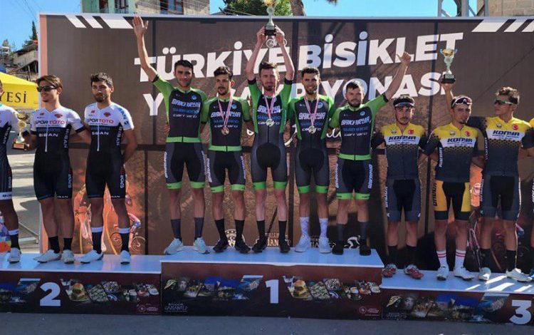 Türkiye Yol Şampiyonası’nda şampiyon yine Sakarya Büyükşehir Türkiye Yol Şampiyonası’nda şampiyon yine Sakarya Büyükşehir