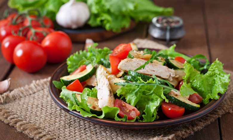 Salata tüketirken bu detaylara dikkat! Salata tüketirken bu detaylara dikkat!