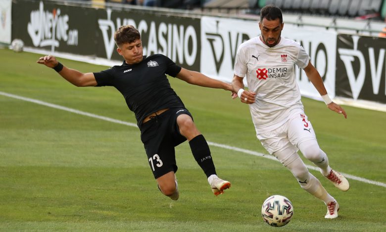 Yiğido deplasmanda sevindirdi Yiğido deplasmanda sevindirdi