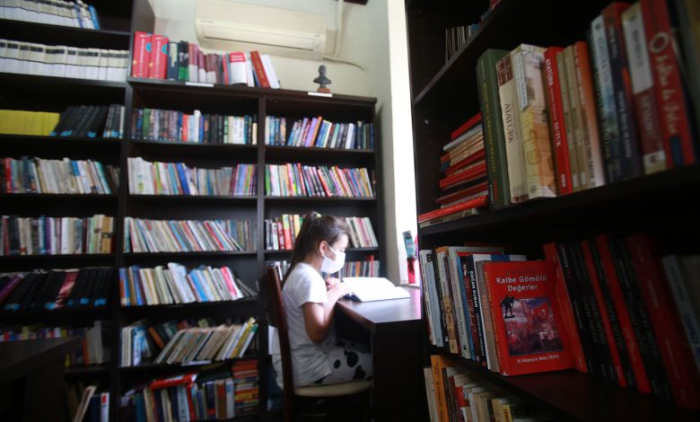 İzmir Karabağlar’da çocukların buluşma mekanı İzmir Karabağlar’da çocukların buluşma mekanı