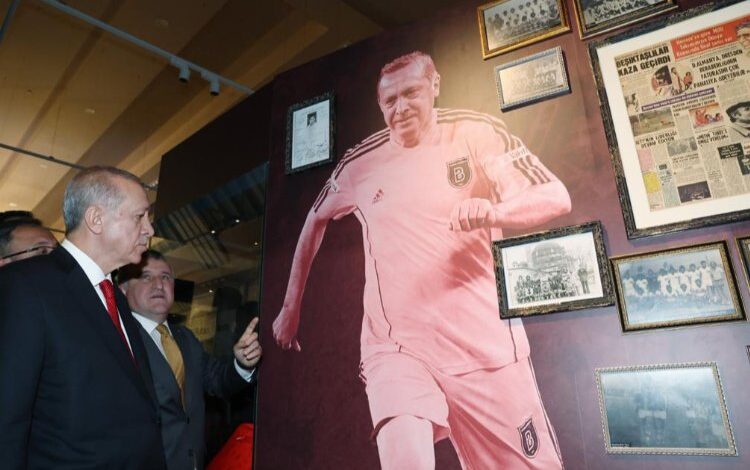 Külliye’de ‘Şut ve Gol’ sergisi Külliye’de ‘Şut ve Gol’ sergisi