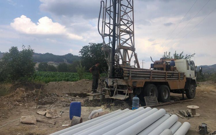 Manisa Gördes’te yeni kaynağa sondaj Manisa Gördes’te yeni kaynağa sondaj