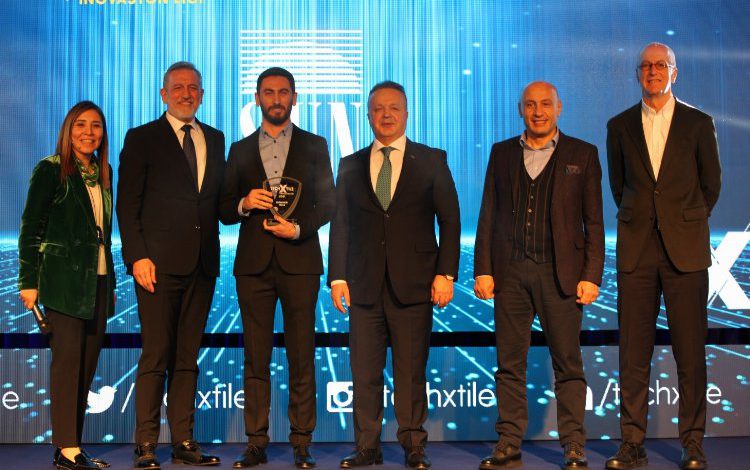 Tekstilin önderleri ödüllerine kavuştu