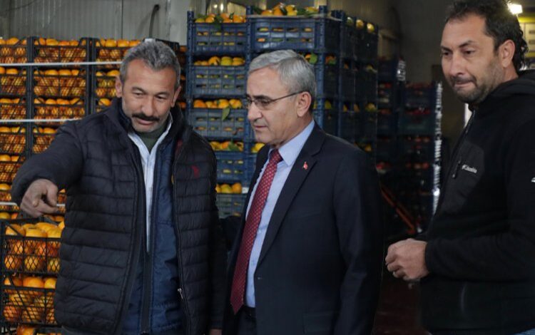 Kütahya’da Başkan Işık’tan Hal ziyareti Kütahya’da Başkan Işık’tan Hal ziyareti