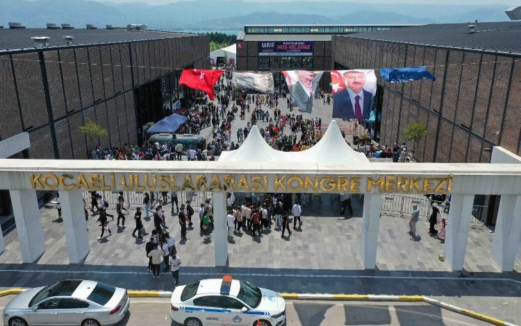 13. Kocaeli Kitap Fuarı heyecanı başladı