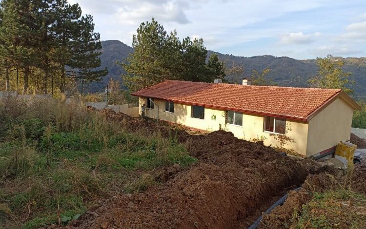 Kocaeli Başiskele’de eski köy okulu özel kamp merkezi olacak