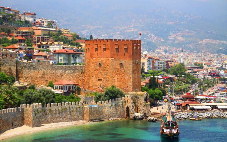 Vali Yazıcı: “Türkiye’nin misafir odası Antalya” Vali Yazıcı: “Türkiye’nin misafir odası Antalya”