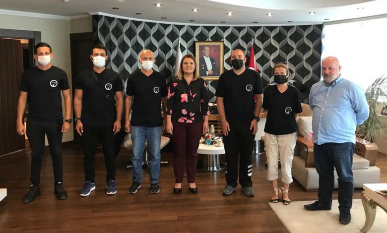 Kocaeli İzmit’te gönüllüler afet bölgesine uğurlandı