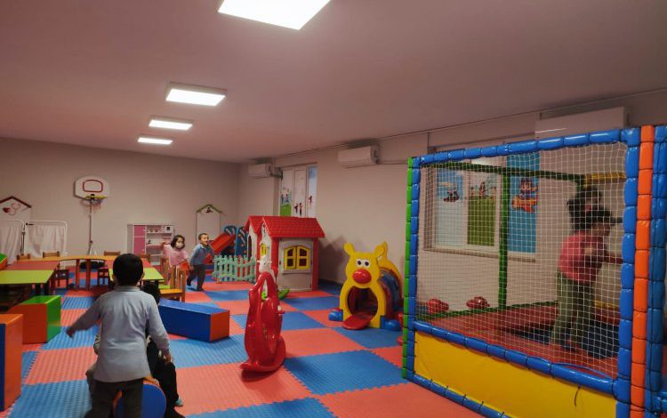 Kocaeli İZGİM, minik öğrencileri ağırlamaya devam ediyor