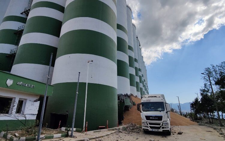 Kocaeli’deki patlamada sıcak hava mı etkili oldu? Kocaeli’deki patlamada sıcak hava mı etkili oldu?