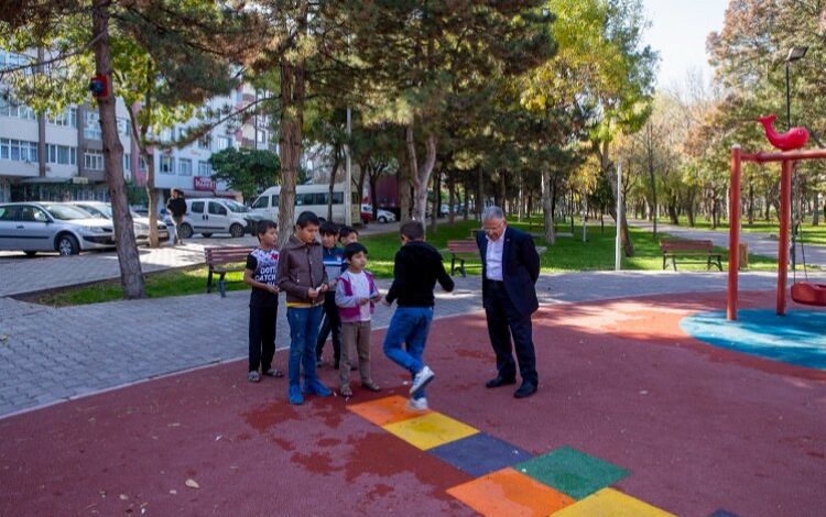Kayseri Büyükşehir’den şehrin her köşesine hizmet