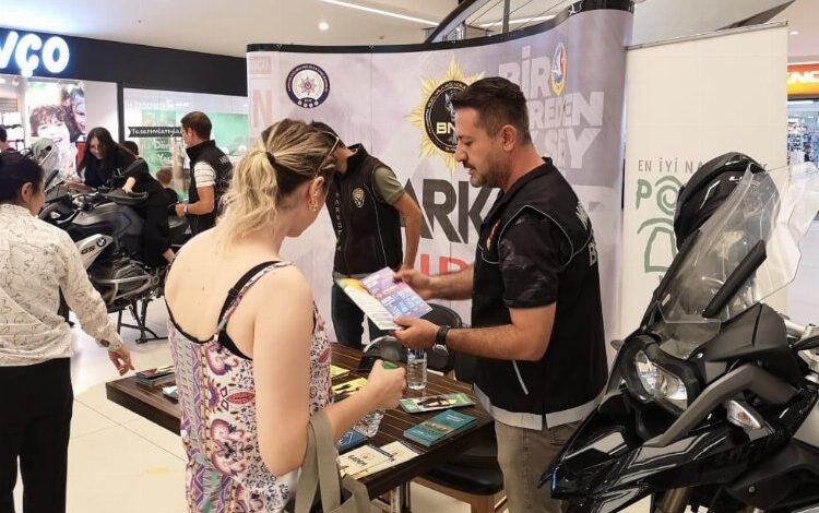 NARKO Bursa ekiplerinden farkındalık faaliyeti