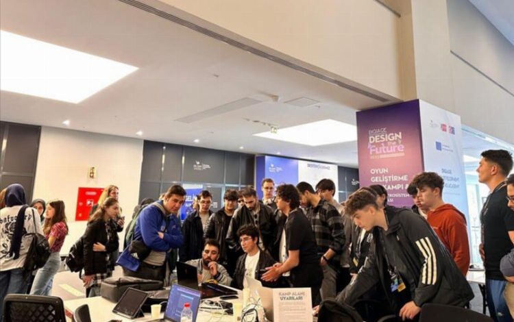 İnegöllü gençler bilimin merkezinde İnegöllü gençler bilimin merkezinde