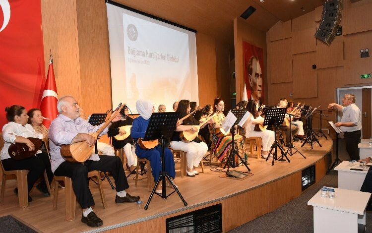 İzmir Karabağlı kursiyerlerden muhteşem final