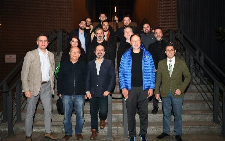 TOFAŞ ailesi Bursa basınıyla buluştu TOFAŞ ailesi Bursa basınıyla buluştu