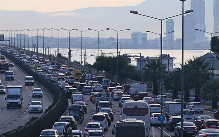Trafiğe kayıtlı taşıt sayısı azaldı Trafiğe kayıtlı taşıt sayısı azaldı