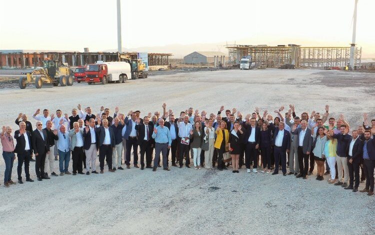 Enerji sanayicileri çalışmaları yerinde inceledi Enerji sanayicileri çalışmaları yerinde inceledi