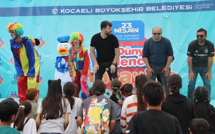 Kocaeli Büyükşehir, Defne çadır kentte  panayır havası yaşatıyor