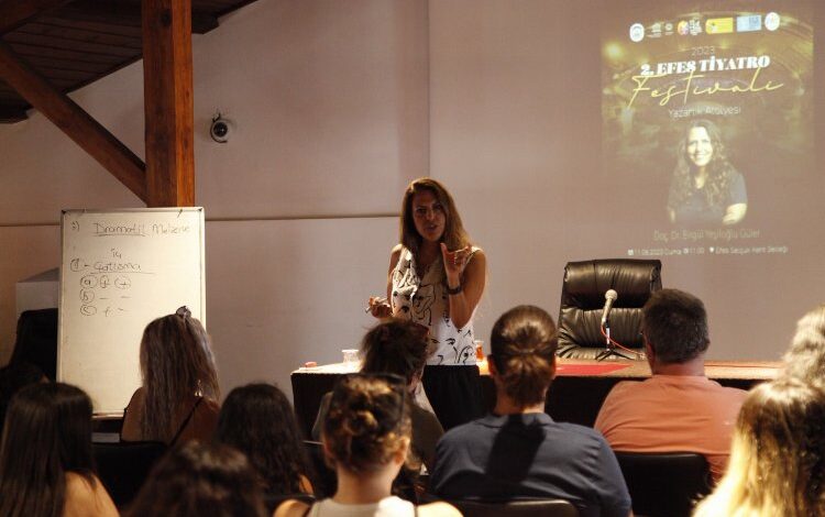 Efes’te perde ‘Matruşka’ ile kapandı Efes’te perde ‘Matruşka’ ile kapandı