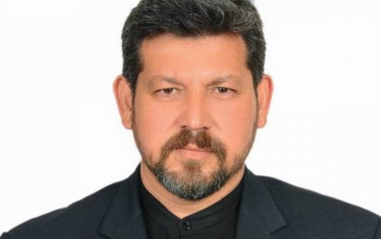 “Bu fakir bu kadar yapabildi” dedi ve istifa etti! “Bu fakir bu kadar yapabildi” dedi ve istifa etti!