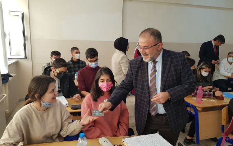 Kahramanmaraş Afşin Belediye Başkanı Güven’den eğitime destek