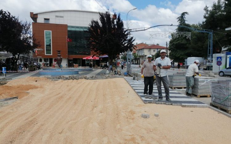 Bilecik Pazaryeri’nde ‘Kamil Koç’ anısını yaşatan parkta revizyon