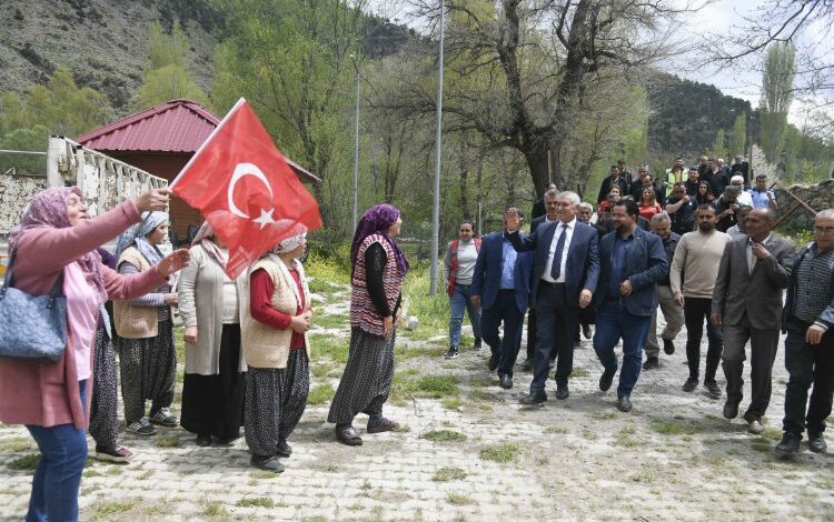 Başkan Karalar ilçe halkıyla buluştu