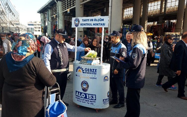 Kocaeli Gebze’de Zabıta’dan pazar denetimleri Kocaeli Gebze’de Zabıta’dan pazar denetimleri