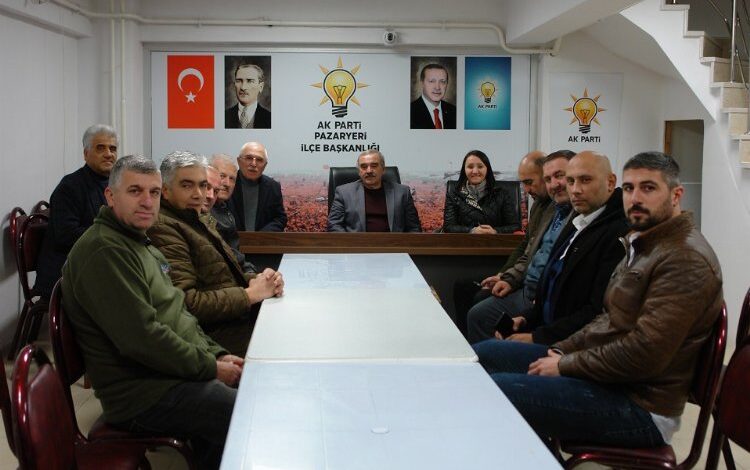 Pazaryeri’nde AK Parti’den tam kadro toplantı Pazaryeri’nde AK Parti’den tam kadro toplantı
