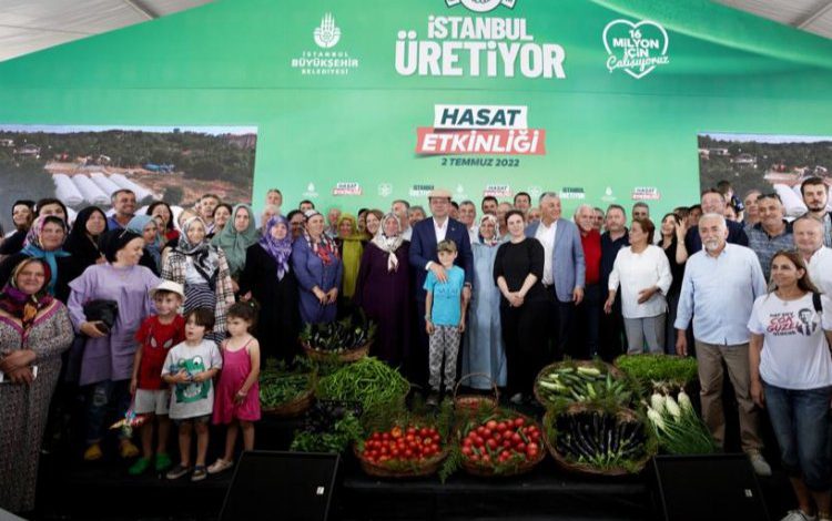 İstanbul Büyükşehir’in fideleri meyvelerini verdi İstanbul Büyükşehir’in fideleri meyvelerini verdi