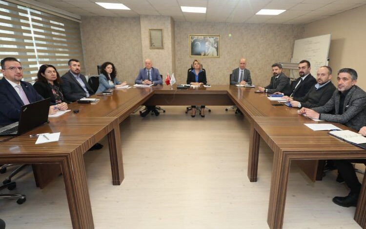 aşkan Hürriyet, kamuoyuna açıklayacağı Afet Hazırlık Planı öncesi ekibiyle çalışmaları masaya yatırdı aşkan Hürriyet, kamuoyuna açıklayacağı Afet Hazırlık Planı öncesi ekibiyle çalışmaları masaya yatırdı