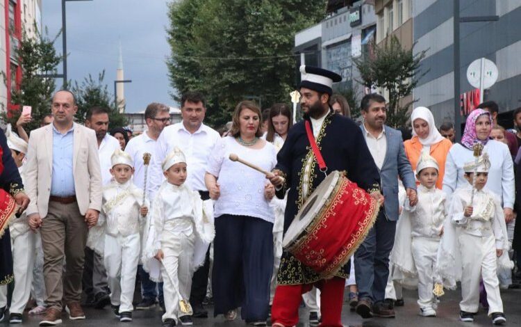 Düzce’de toplu sünnet şöleni