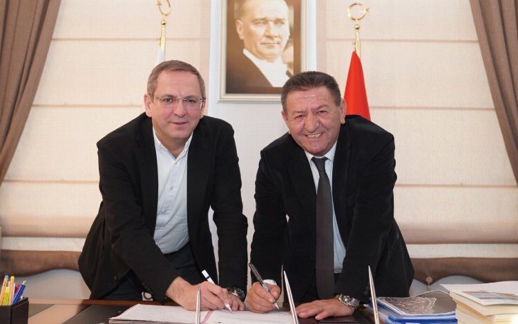 Ayvalık’ta işçilerin yüzlerini güldüren protokol