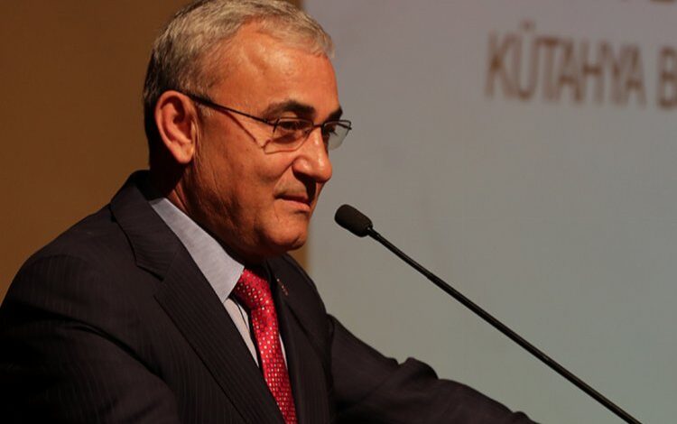 Başkan Işık gençlerle tecrübe paylaşımında