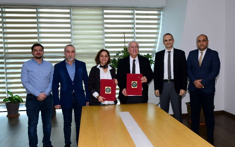 İzmir Karabağlar’da ‘asansör’ protokolü