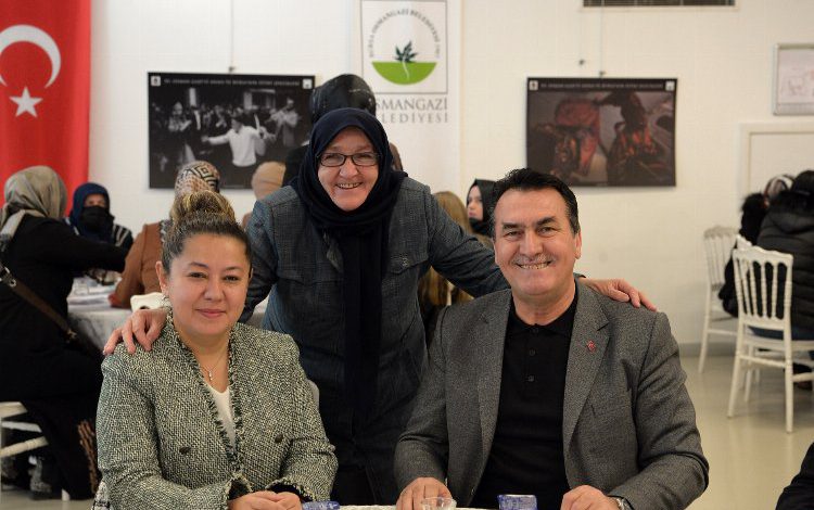 Bursa Osmangazi’de AK Kadınlarla buluştu