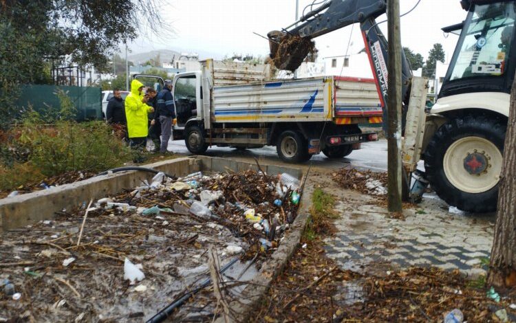 Muğla Büyükşehir yoğun yağışlara karşı teyakkuzda