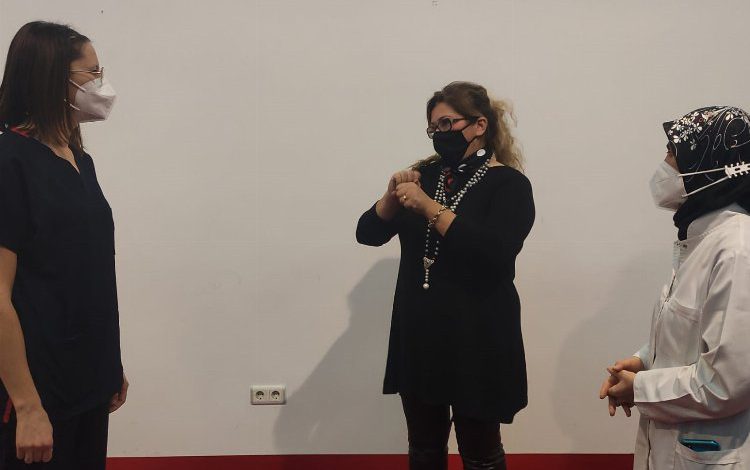 Bursa’da sağlık personeline işaret dili eğitimi Bursa’da sağlık personeline işaret dili eğitimi