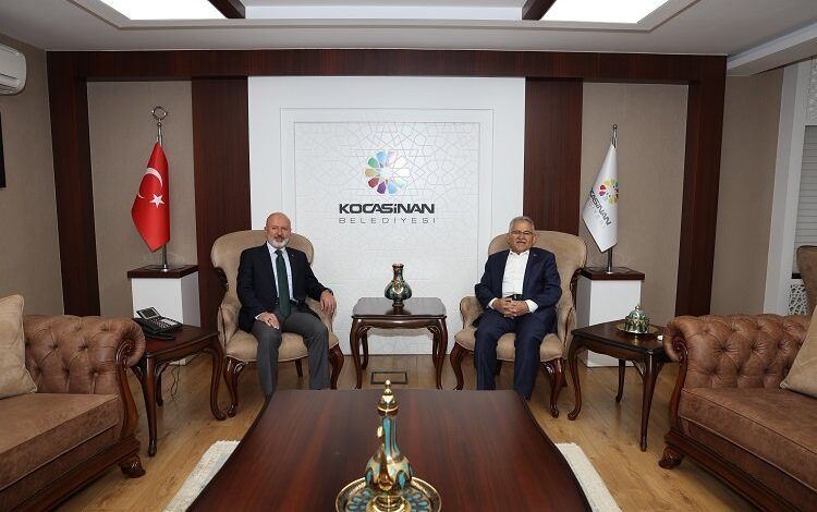 Memduh Büyükkılıç’tan Kayseri Kocasinan’a ziyaret Memduh Büyükkılıç’tan Kayseri Kocasinan’a ziyaret