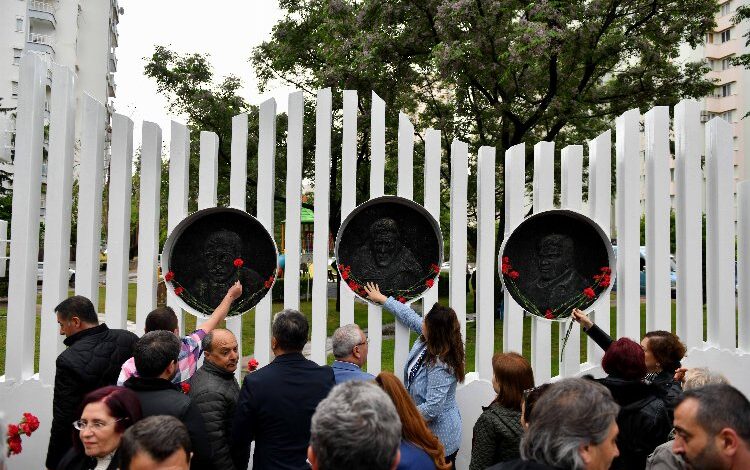 Antalya’da ‘Üç Fidan’ anıldı Antalya’da ‘Üç Fidan’ anıldı