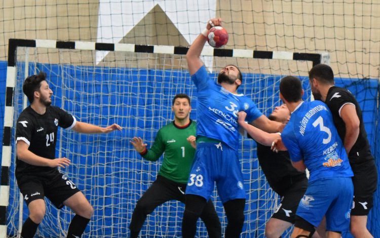 Bursa Nilüferli hentbolcular rahat kazandı