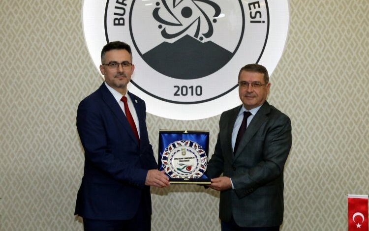 Bursa esnafından BTÜ ile akademik protokol Bursa esnafından BTÜ ile akademik protokol