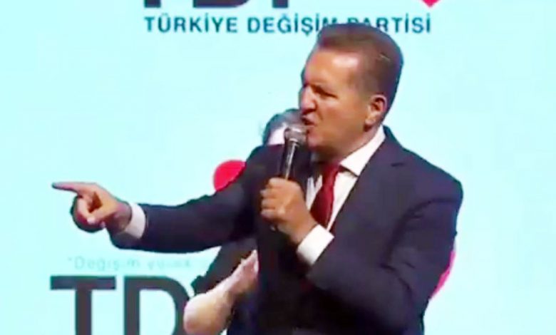 Sarıgül, Ordu kongresinde rahatsızlandı Sarıgül, Ordu kongresinde rahatsızlandı